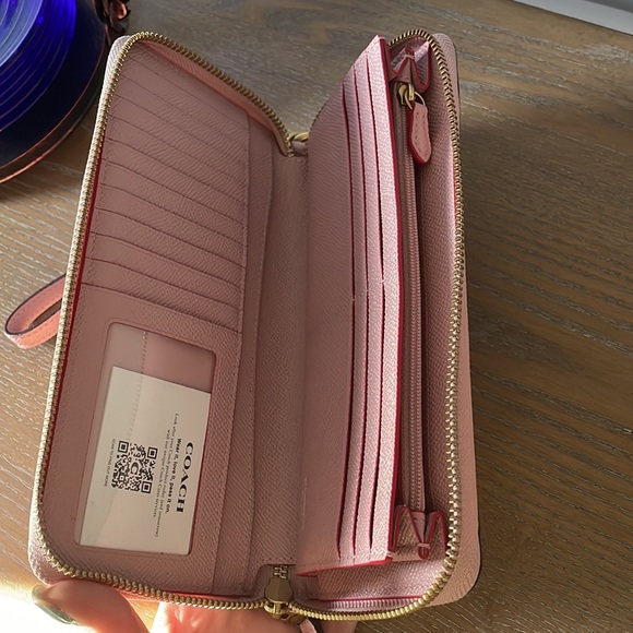 Coach continental zip wallet new with tags - Picture 3 of 4